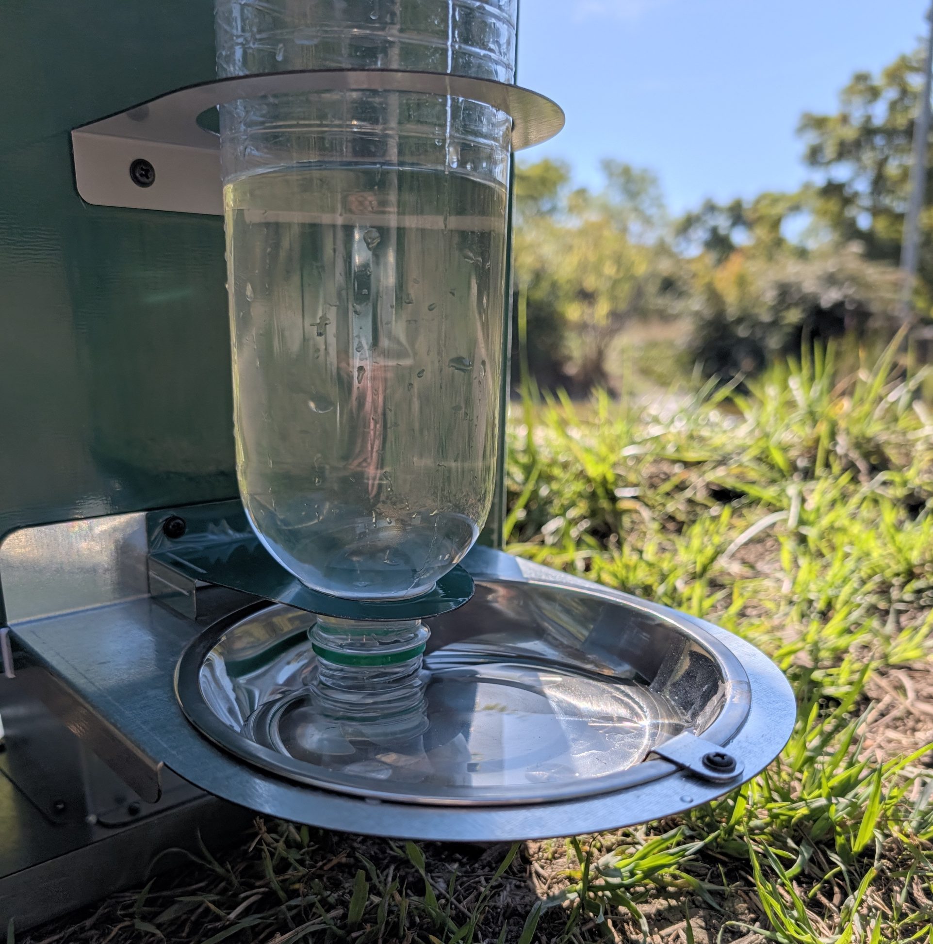 Dispensador de pienso y agua - Imagen 4